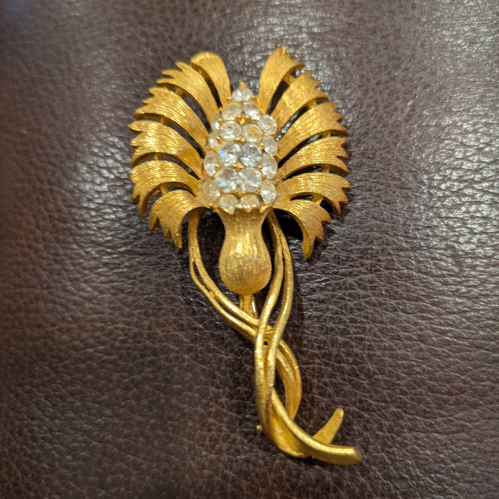 Vintage Signed  M. J. Ent Faux Pearl  Flower Gold Tone Floral Brooch 2.7"